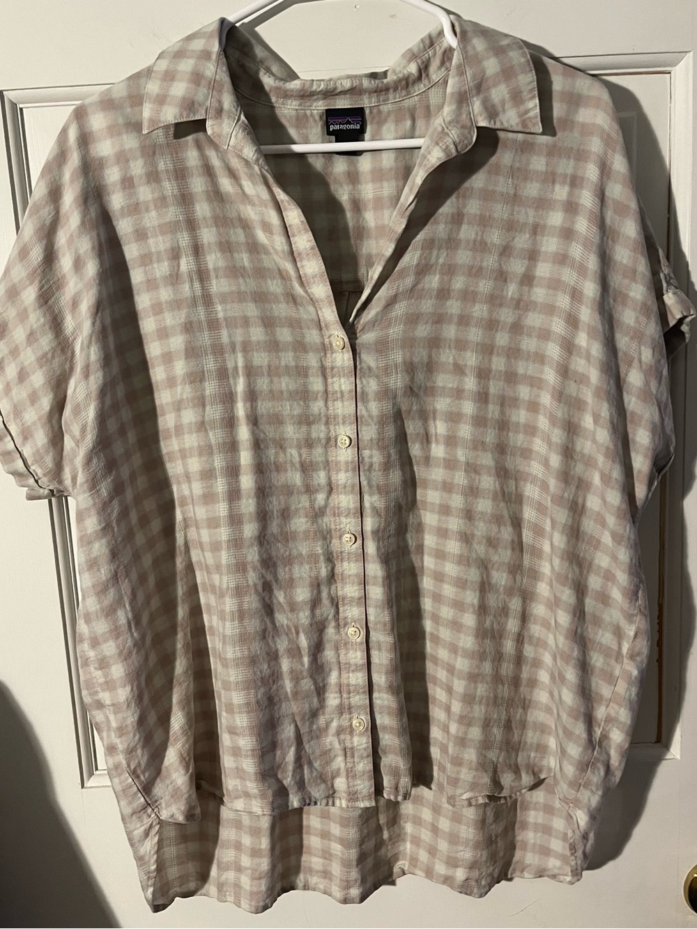 Patagonia Women’s Short Sleeve, Plaid, Button Shirt Size Large